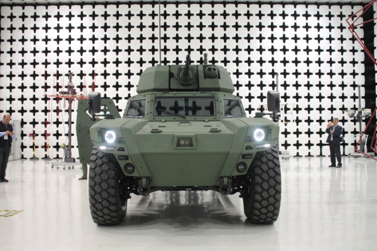China’s Remarkable $3,000 Electric Battle Tank: Ideal for Adult-Sized Riders